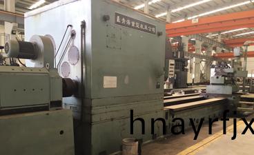 C61250X10163    重型(xing)臥(wo)式車牀(chuang)